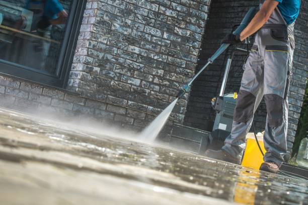 Best Graffiti Removal  in Defuniak Springs, FL