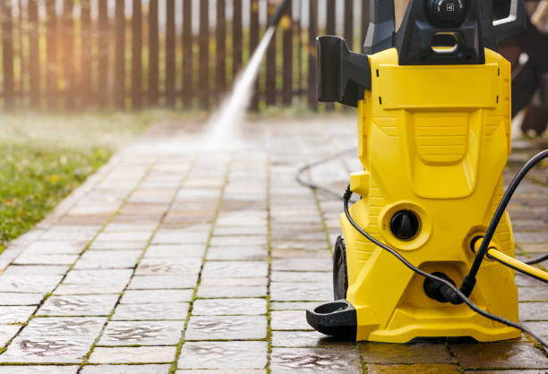 Best Patio and Deck Pressure Washing  in Defuniak Springs, FL